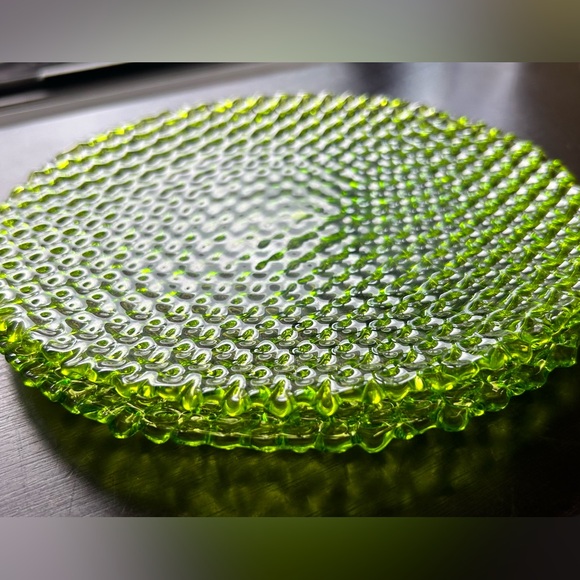 2 pressed green plates 8.25” - Picture 4 of 10